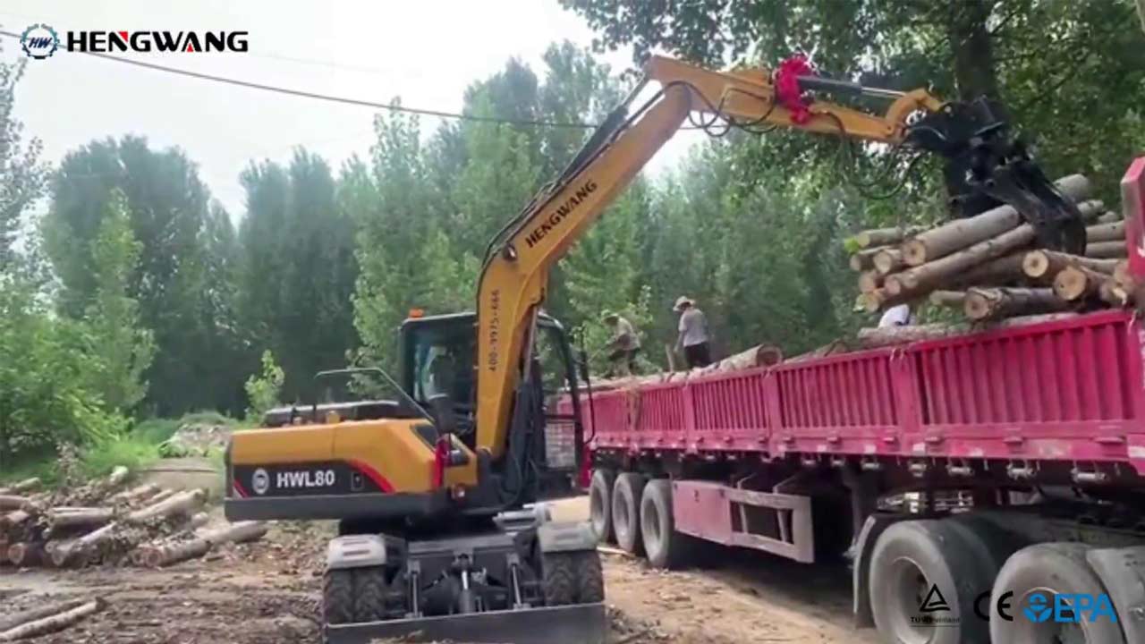 8 Ton wheel excavator working with Grab