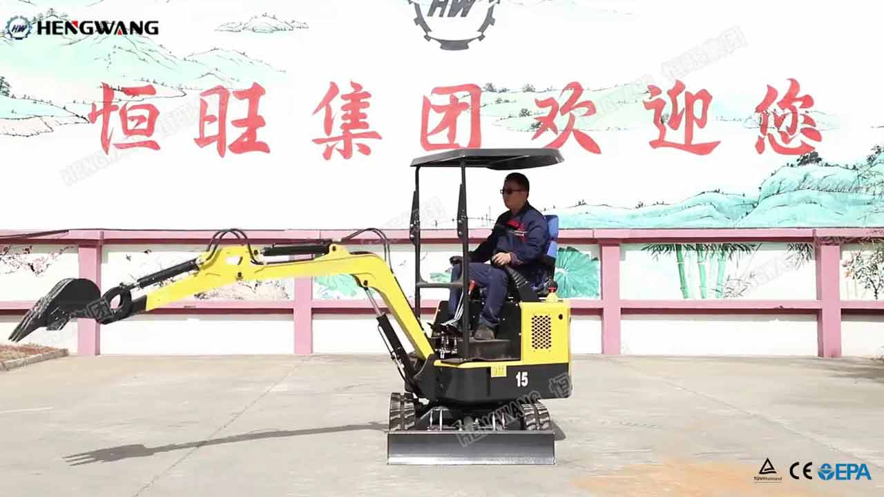 The HW-15 Mini Excavator operation shows