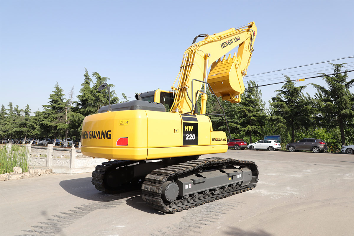 Precautions for the running-in period of a new excavator