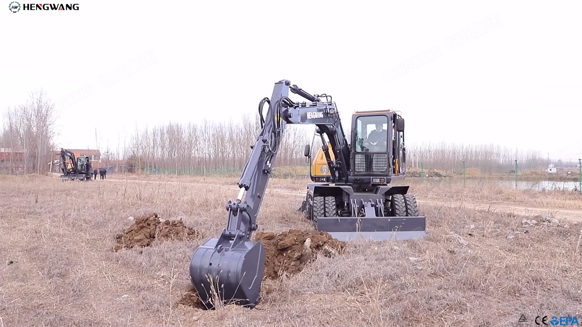 HW-110 wheel excavator operation shows